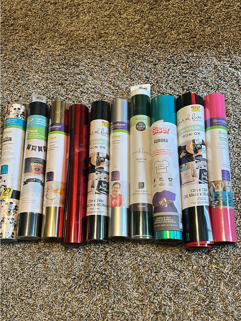 Cricut & Siser Vinyl Lot - 10 Rolls (Iron-On, Foil, 3D Puff)